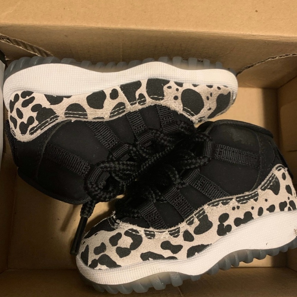 Jordan 11 size 5c